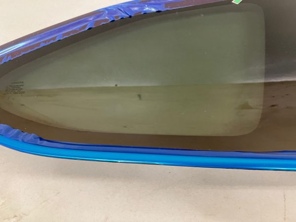 OEM 62710-0e190 2020 2021 2022 2023 Toyota Highlander Rear Right Quarter Glass - Image 3