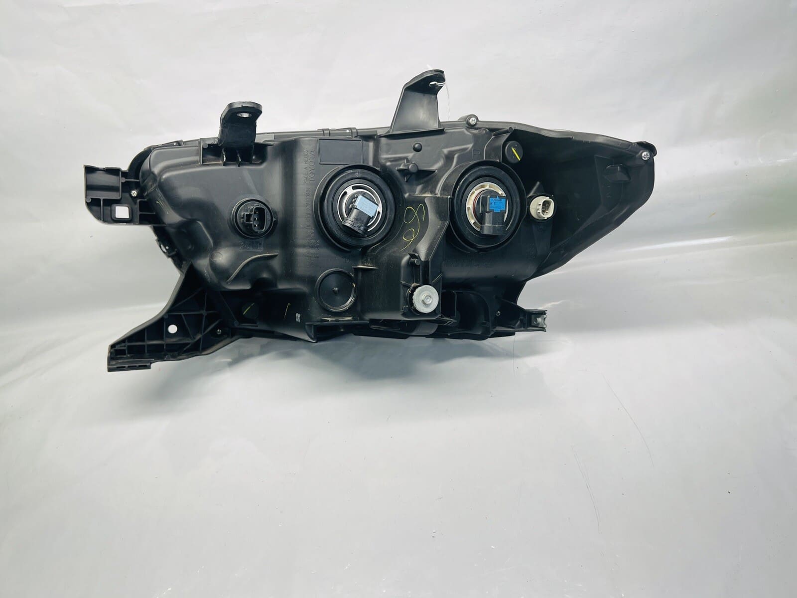TABS 16 2017 2018 2019 2020 2021 2022 TOYOTA TACOMA HALOGEN RIGHT OEM HEADLIGHT - Image 13