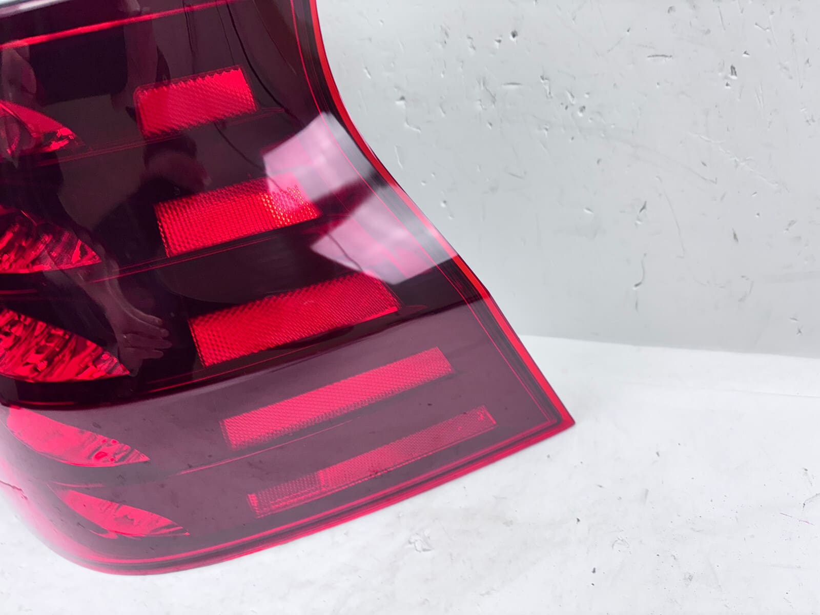 2017 2018 2019 2020 2021-2023 LEXUS GX GX460 SPORT HALOGEN RIGHT CAPA TAIL LIGHT - Image 4
