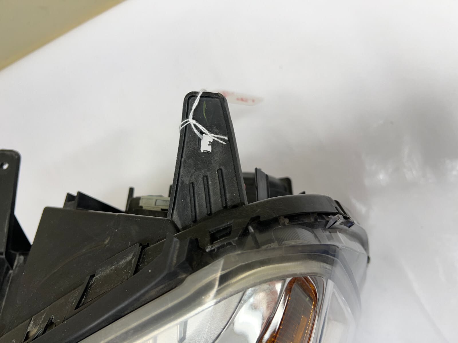 2010 2011 2012 2013 2014 2015 GMC TERRAIN HALOGEN FRONT LEFT OEM HEADLIGHT - Image 11