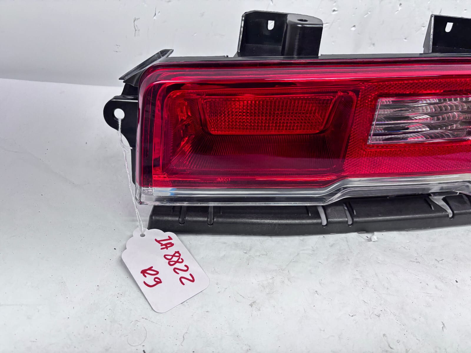 FOR 2014 2015 CHEVY CAMARO HALOGEN REAR RIGHT AFTERMARKET TAIL LIGHT - Image 9