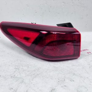 92401J9510  2022 2023 HYUNDAI KONA HALOGEN REAR LEFT OEM TAIL LIGHT