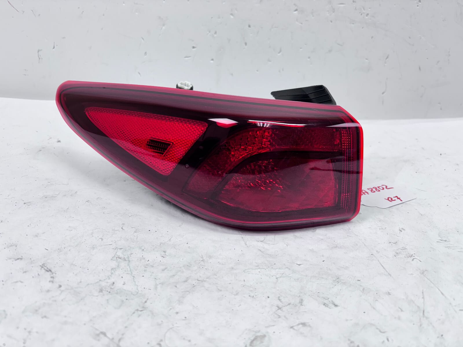 92401J9510 2022 2023 HYUNDAI KONA HALOGEN REAR LEFT OEM TAIL LIGHT