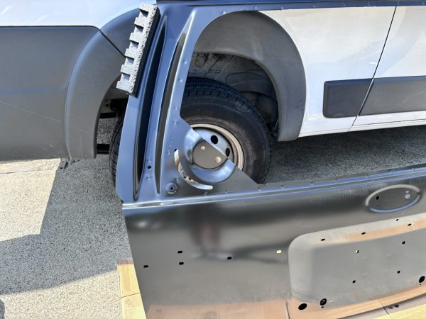 OEM 2015 2016 2017 FORD EXPEDITION REAR LIFTGATE TAILGATE GENUINE fl1z7840010b - Image 6