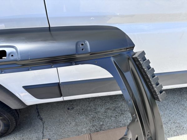 OEM 2015 2016 2017 FORD EXPEDITION REAR LIFTGATE TAILGATE GENUINE fl1z7840010b - Image 9