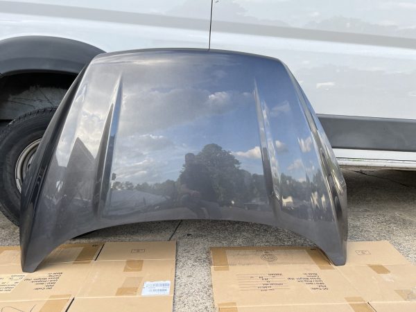NICE CLEAN 2017 2018 2019 FORD ESCAPE HOOD OEM GENUINE gj5z16612a GRAY. - Image 2