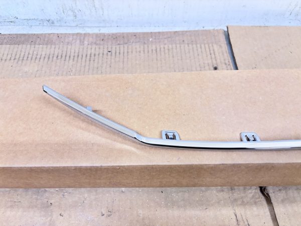 OEM 2016 2017 Honda Accord Front grille lower trim molding chrome 71124-T2F-A51 - Image 7
