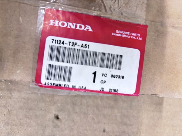 OEM 2016 2017 Honda Accord Front grille lower trim molding chrome 71124-T2F-A51 - Image 11
