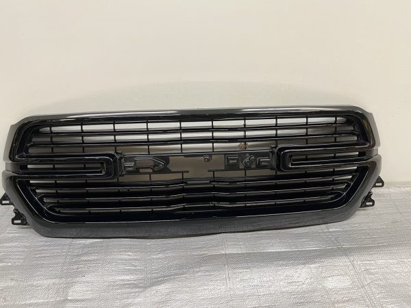 6BS572X8AG 2019 2020 2021 2022 2023 DODGE RAM 1500 FRONT OEM GRILLE GENUINE