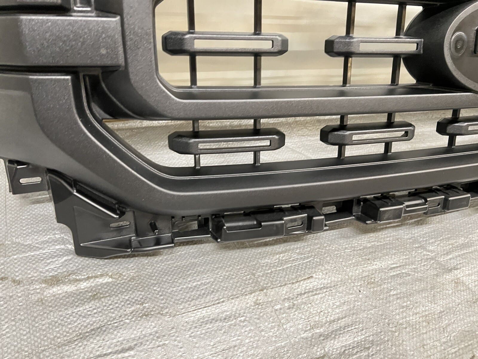 🌟 2021 2022 2023 FORD F150 FRONT OEM GRILLE GENUINE. ML348200AD5YZ9 - Image 6