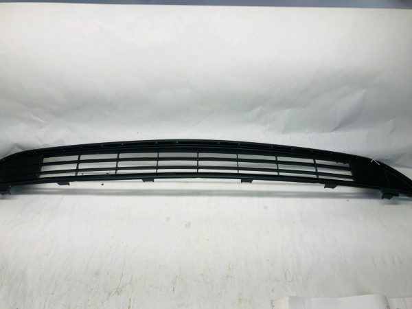 2016 2017 2018 TOYOTA RAV4 LOWER FRONT OEM GRILLE FRONT BUMPER GRILLE 531120R060