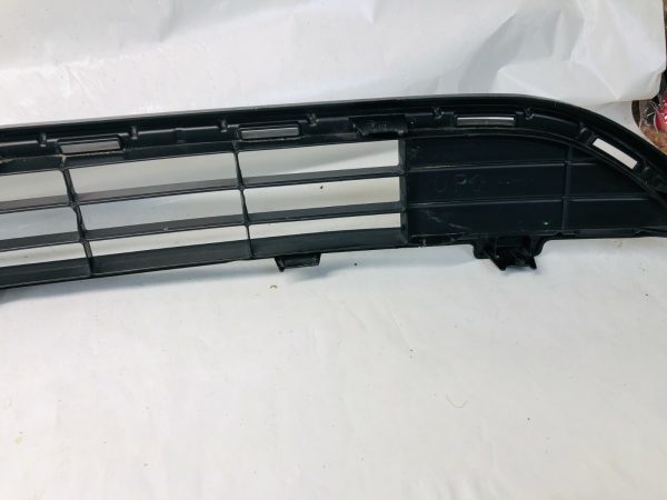2016 2017 2018 TOYOTA RAV4 LOWER FRONT OEM GRILLE FRONT BUMPER GRILLE 531120R060 - Image 10