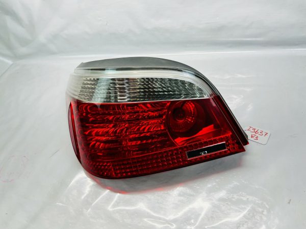 2004 2005 2006 2007 BMW 5 SERIES 525 530 545 550 M5 REAR LEFT OEM TAIL LIGHT - Image 2