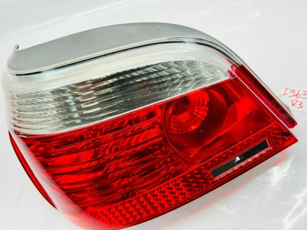 2004 2005 2006 2007 BMW 5 SERIES 525 530 545 550 M5 REAR LEFT OEM TAIL LIGHT - Image 4