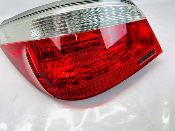 2004 2005 2006 2007 BMW 5 SERIES 525 530 545 550 M5 REAR LEFT OEM TAIL LIGHT - Image 5