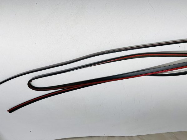 2010 2011 2012 2013 2014 SUBARU LEGACY OUTBACK BACK GLASS REVEAL MOLDING - Image 12