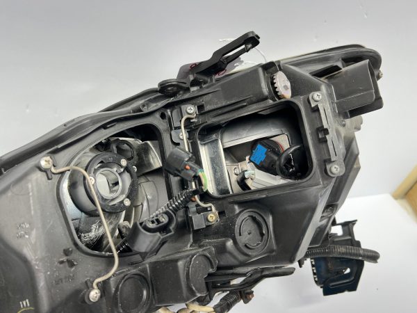 2006 2007 2008 2009 2010 lexus is is250 is350 halogen front right oem headlight - Image 20