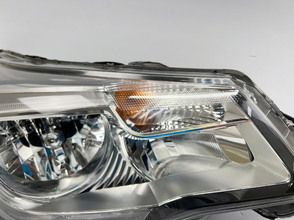 all tabs 2017 2018 subaru forest halogen with led front right oem headlight - Image 7