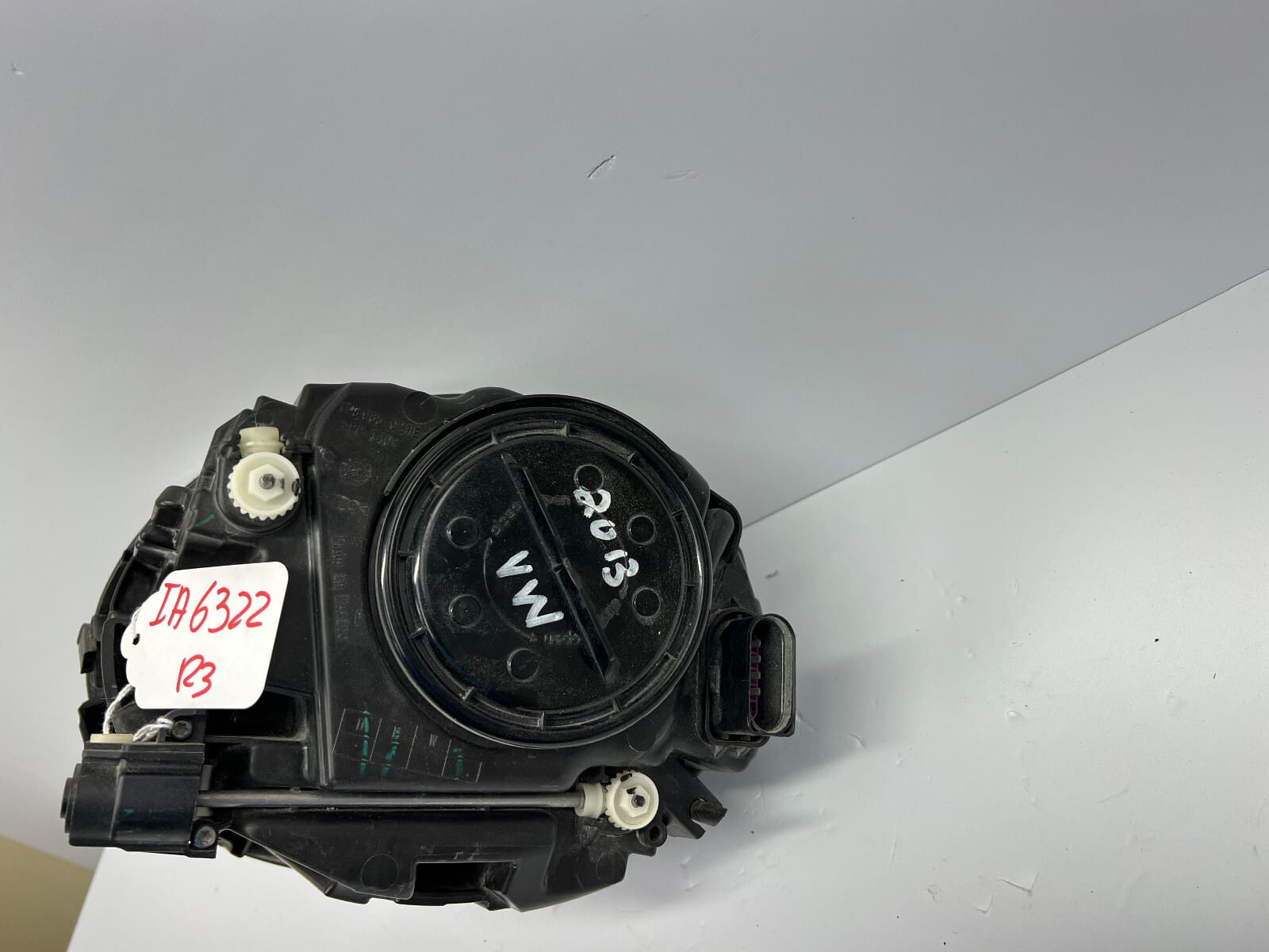 2012 2013 2014 2015 2016 2017 2018 2019 vw beetle halogen right oem headlight - Image 15