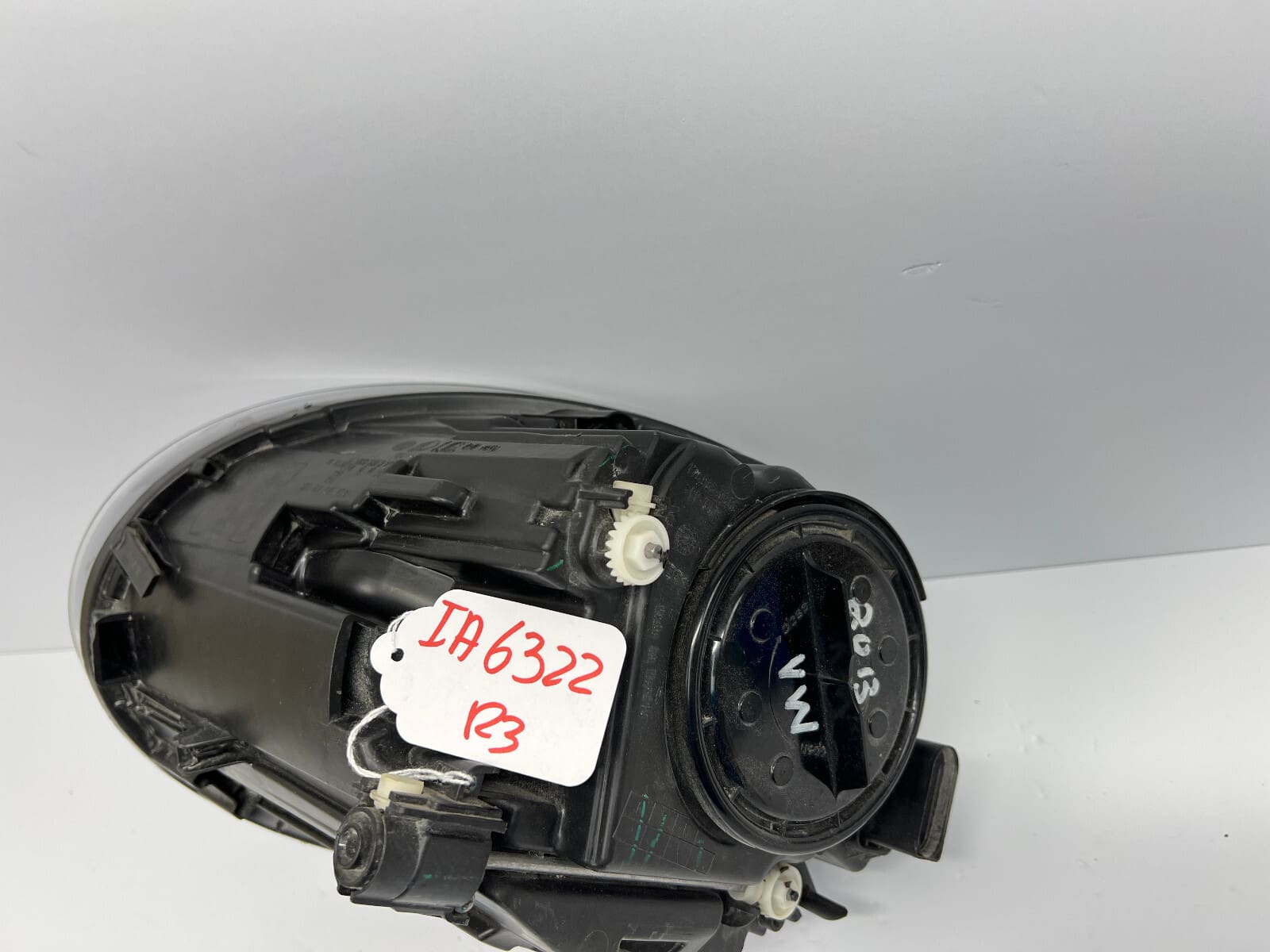 2012 2013 2014 2015 2016 2017 2018 2019 vw beetle halogen right oem headlight - Image 17
