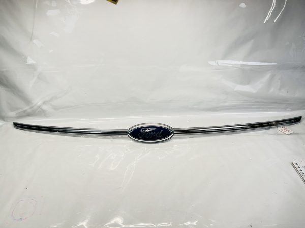 2013 2014 2015 2016 2017 2018 2019 FORD TAURUS REAR TRUNK LID MOLDING TRIM EMBLE