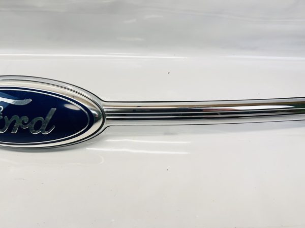 2013 2014 2015 2016 2017 2018 2019 FORD TAURUS REAR TRUNK LID MOLDING TRIM EMBLE - Image 4