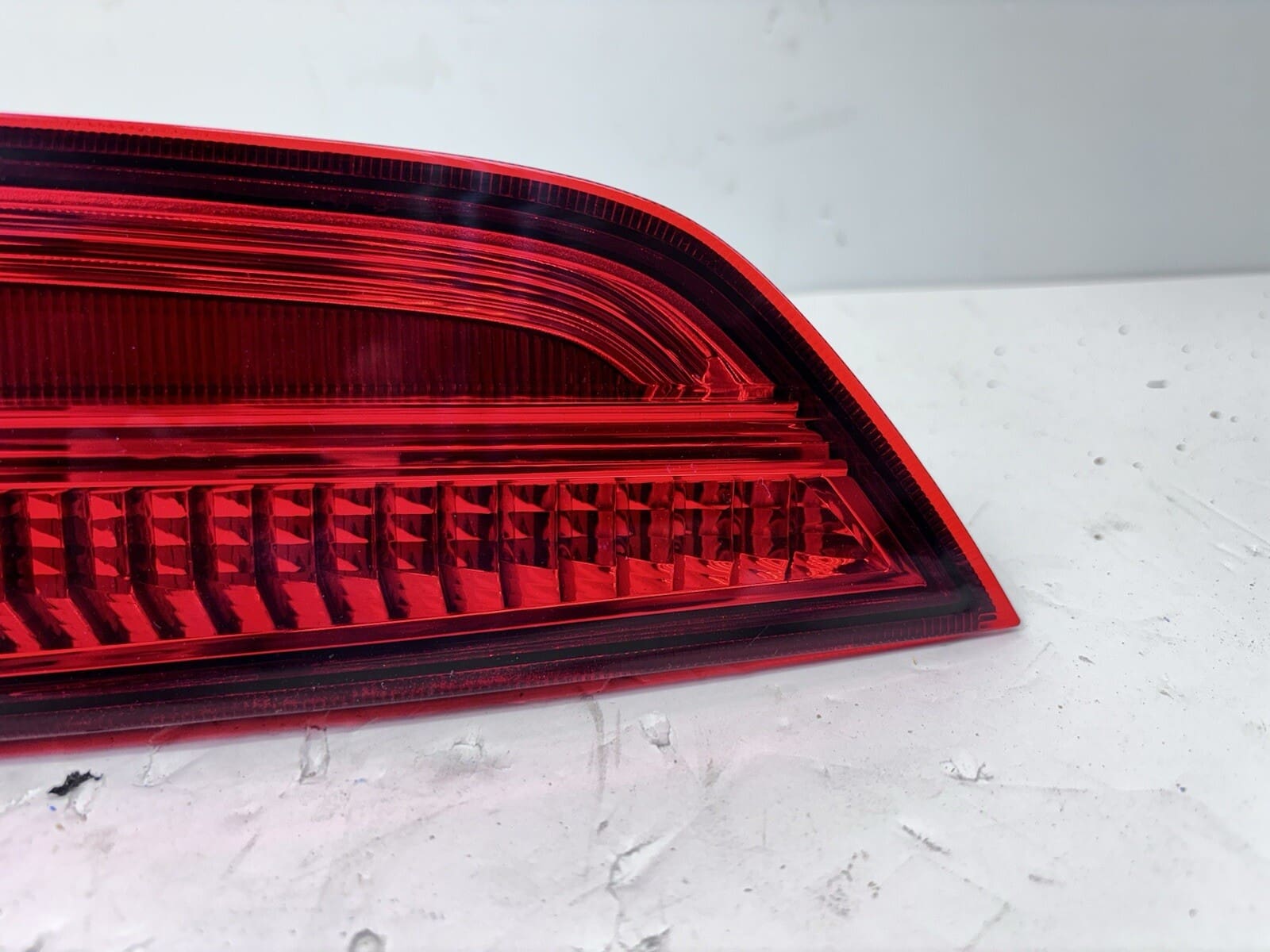 nice 2016 2017 2018 honda pilot led rear left inner oem tail light - Image 2