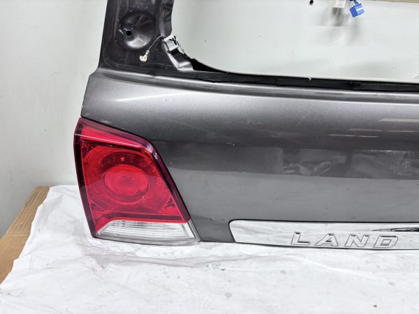 OEM. 2013 2014 2015 Toyota Land Cruiser Rear Lift Gate Trunk Tail Gate - Image 4