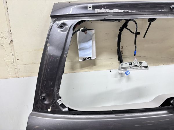 OEM. 2013 2014 2015 Toyota Land Cruiser Rear Lift Gate Trunk Tail Gate - Image 5