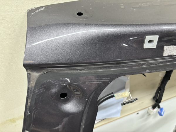 OEM. 2013 2014 2015 Toyota Land Cruiser Rear Lift Gate Trunk Tail Gate - Image 9