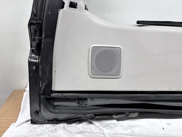 OEM. 2013 2014 2015 Toyota Land Cruiser Rear Lift Gate Trunk Tail Gate - Image 14