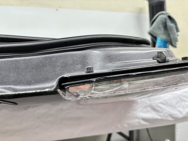 OEM. 2013 2014 2015 Toyota Land Cruiser Rear Lift Gate Trunk Tail Gate - Image 17