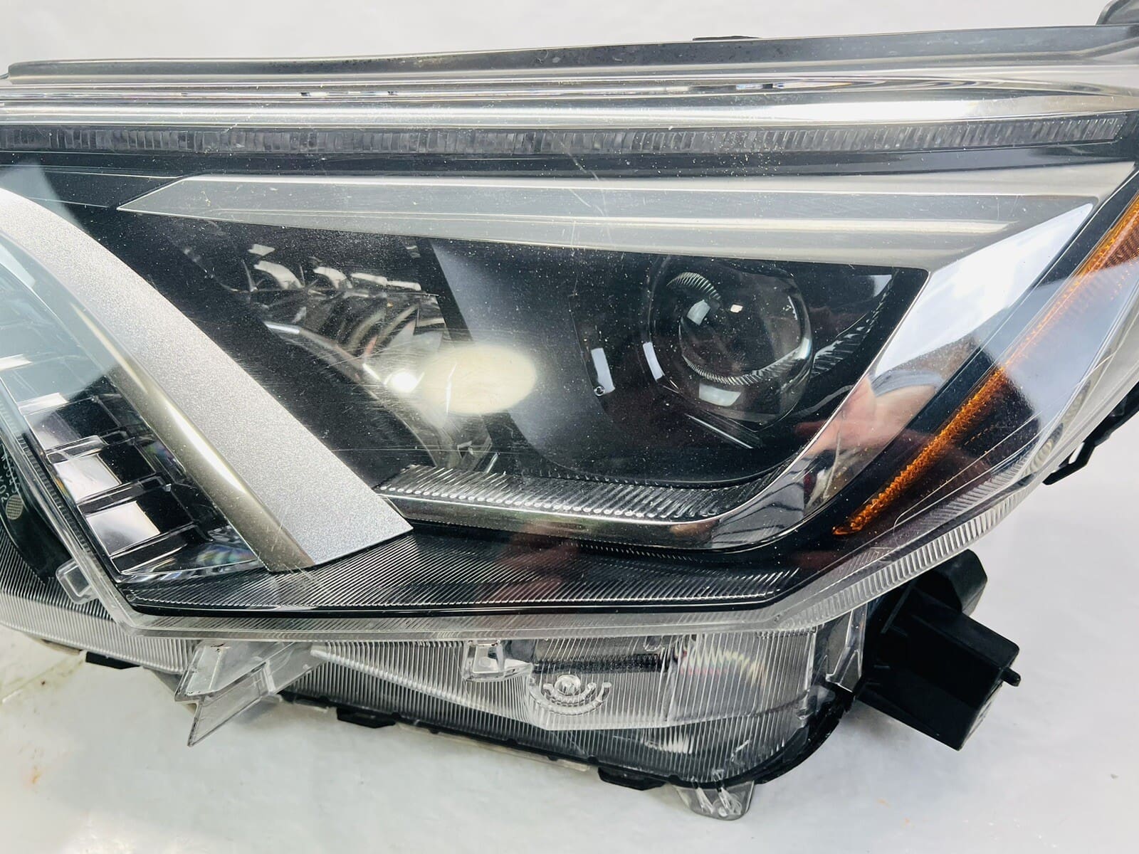 ⭐️ ALL TABS 2016 2017 2018 TOYOTA RAV4 FRONT LEFT LED OEM HEADLIGHT GENUINE - Image 10