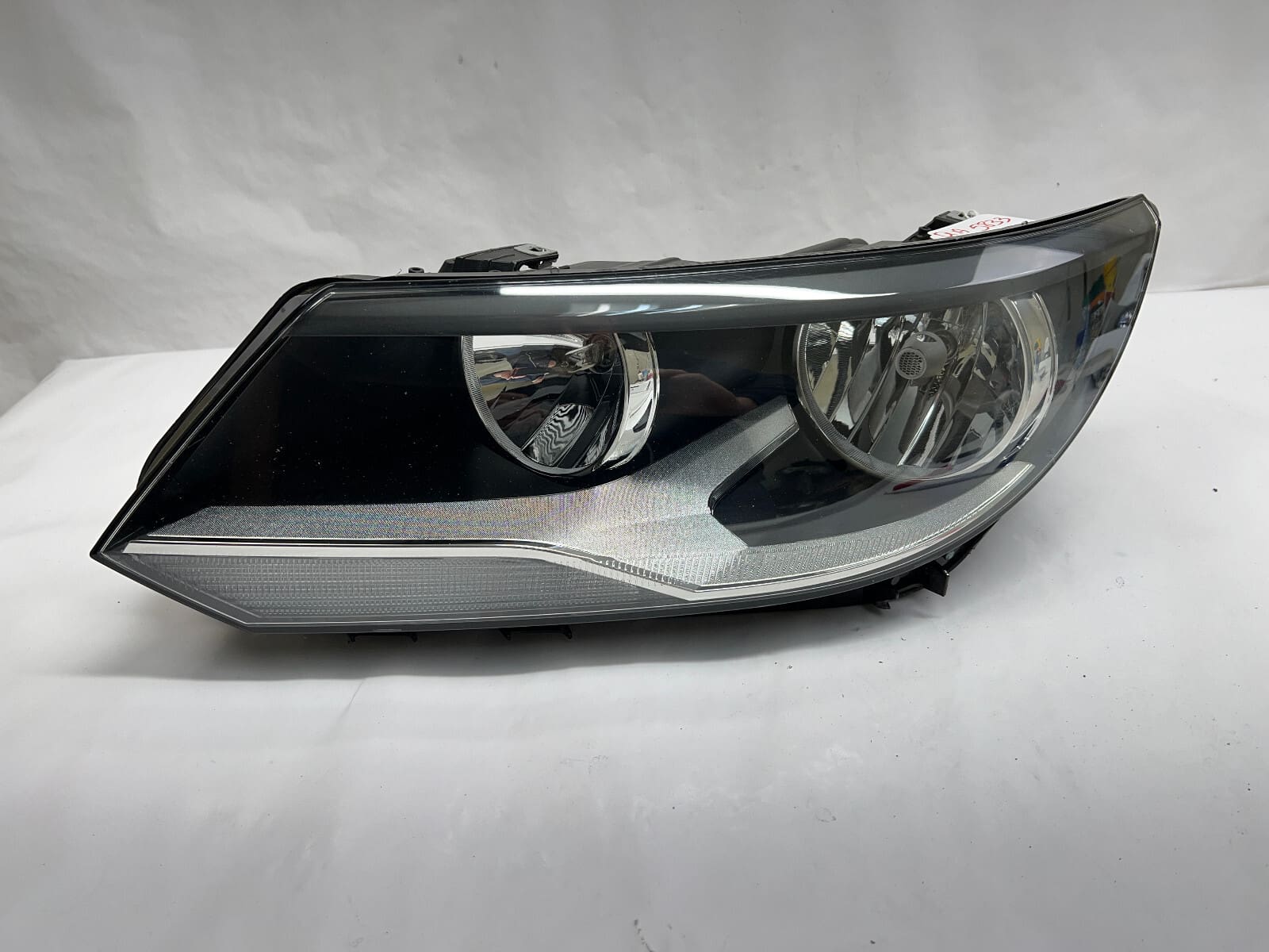 2012 2013 2014 2015 2016 2017 vw tiguan halogen left oem headlight 5n0941005c