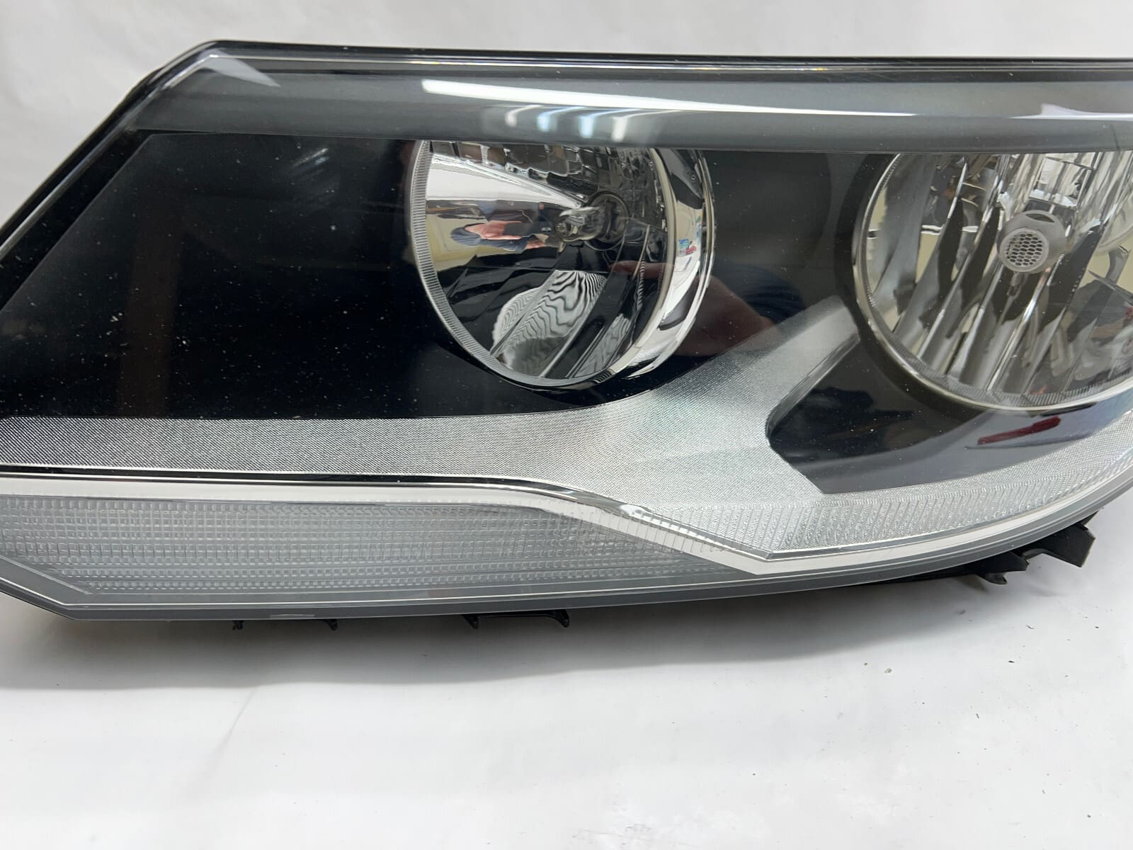 2012 2013 2014 2015 2016 2017 vw tiguan halogen left oem headlight 5n0941005c - Image 4