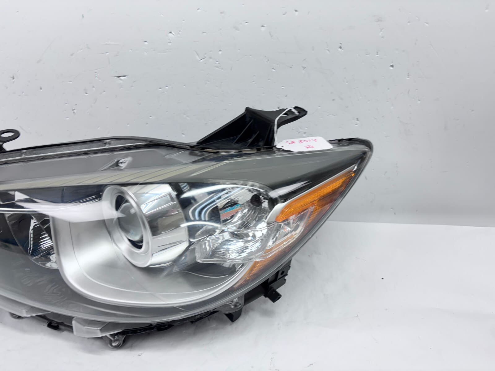 2013-2016 Mazda CX-5 Halogen Front Left OEM Headlight KD31-51040 - Image 3