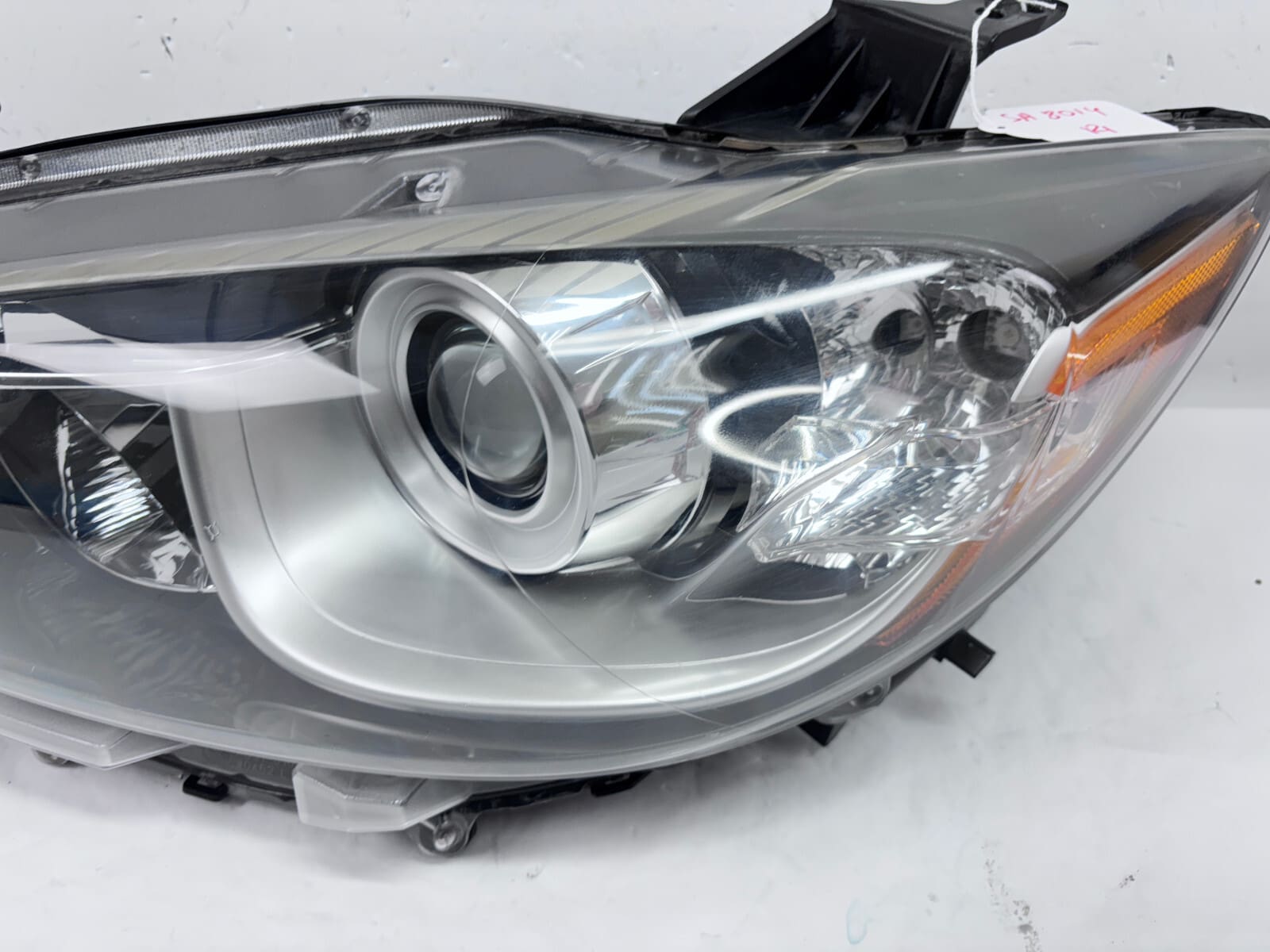 2013-2016 Mazda CX-5 Halogen Front Left OEM Headlight KD31-51040 - Image 9