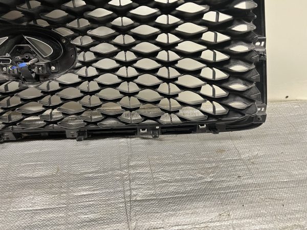62310-6GW0A 2018 2019 2020 2021 INFINITI QX80 FRONT OEM GRILLE CAMERA NO TRIM - Image 17