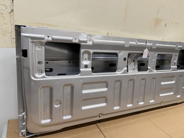 NICE 2018 2019 2020 FORD F150 PLATINUM REAR OEM TAILGATE GENUINE FOR STEP - Image 14