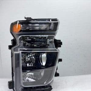 2020 2021 2022 2023 CHEVY SILVERADO 2500 3500 HALOGEN RIGHT OEM HEADLIGHT