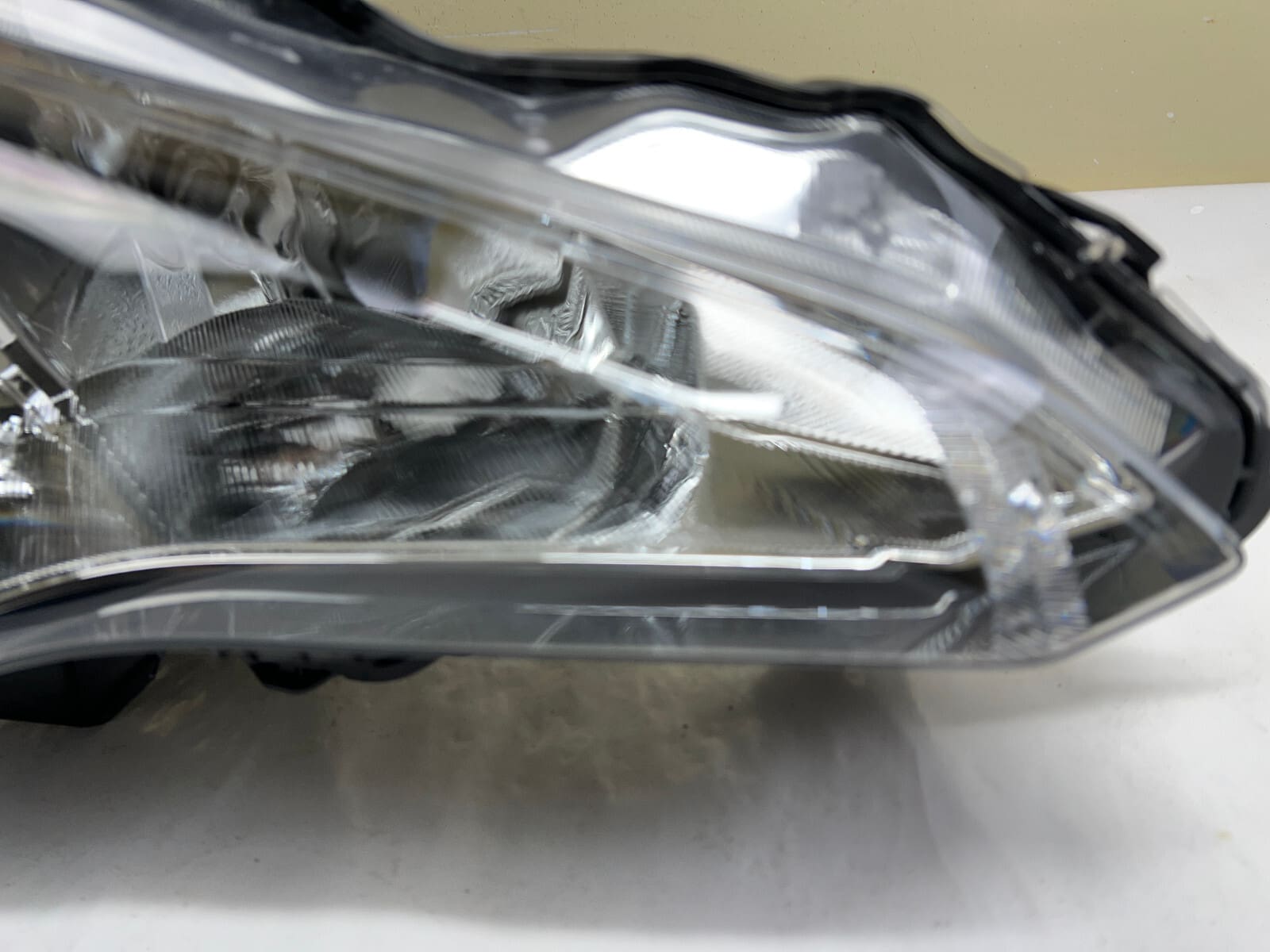 MINT 2013-16 SCION FRS SUBARU BRZ HALOGEN FRONT RIGHT CAPA HEADLIGHT su003-05139 - Image 4