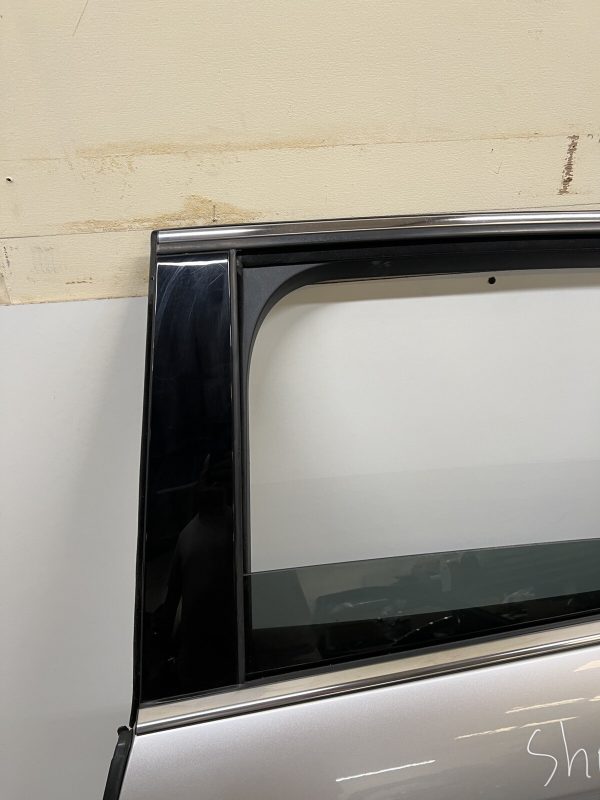 2015 2016 2017 2018 2019 2020 2021 2022 2023 Ford Edge Rear Left OEM Door Comp - Image 3