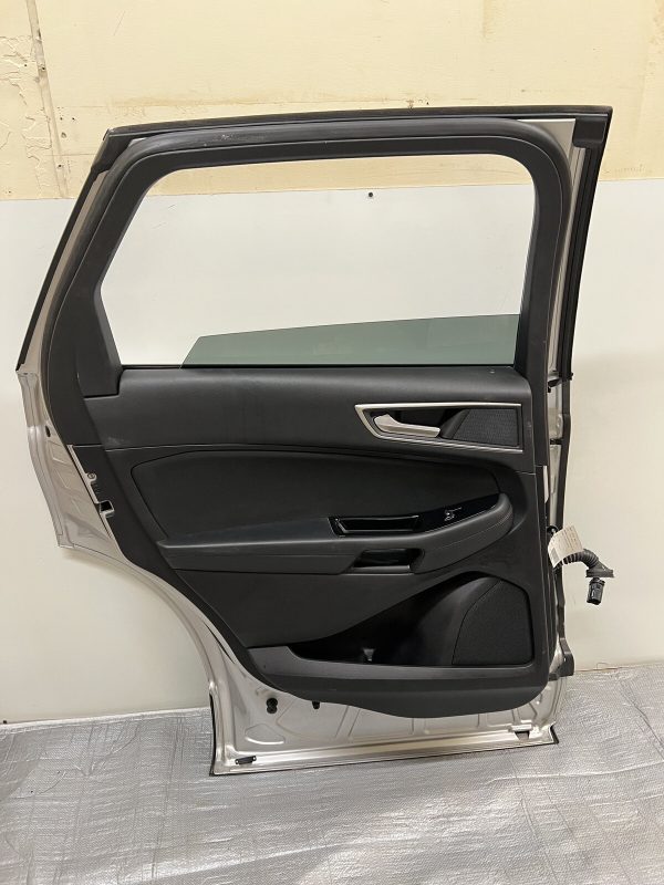 2015 2016 2017 2018 2019 2020 2021 2022 2023 Ford Edge Rear Left OEM Door Comp - Image 12