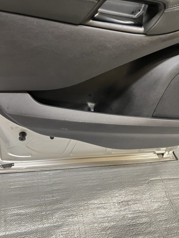 2015 2016 2017 2018 2019 2020 2021 2022 2023 Ford Edge Rear Left OEM Door Comp - Image 15