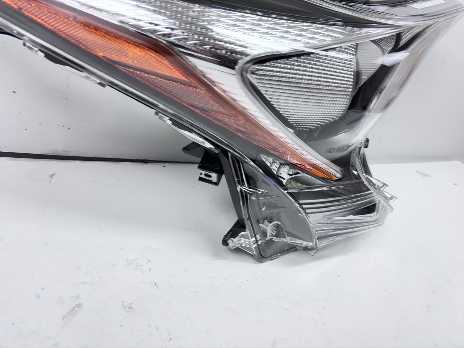 MINT 81140-47741 2016 2017 2018 TOYOTA PRIUS LED FRONT RIGHT OEM HEADLIGHT - Image 10