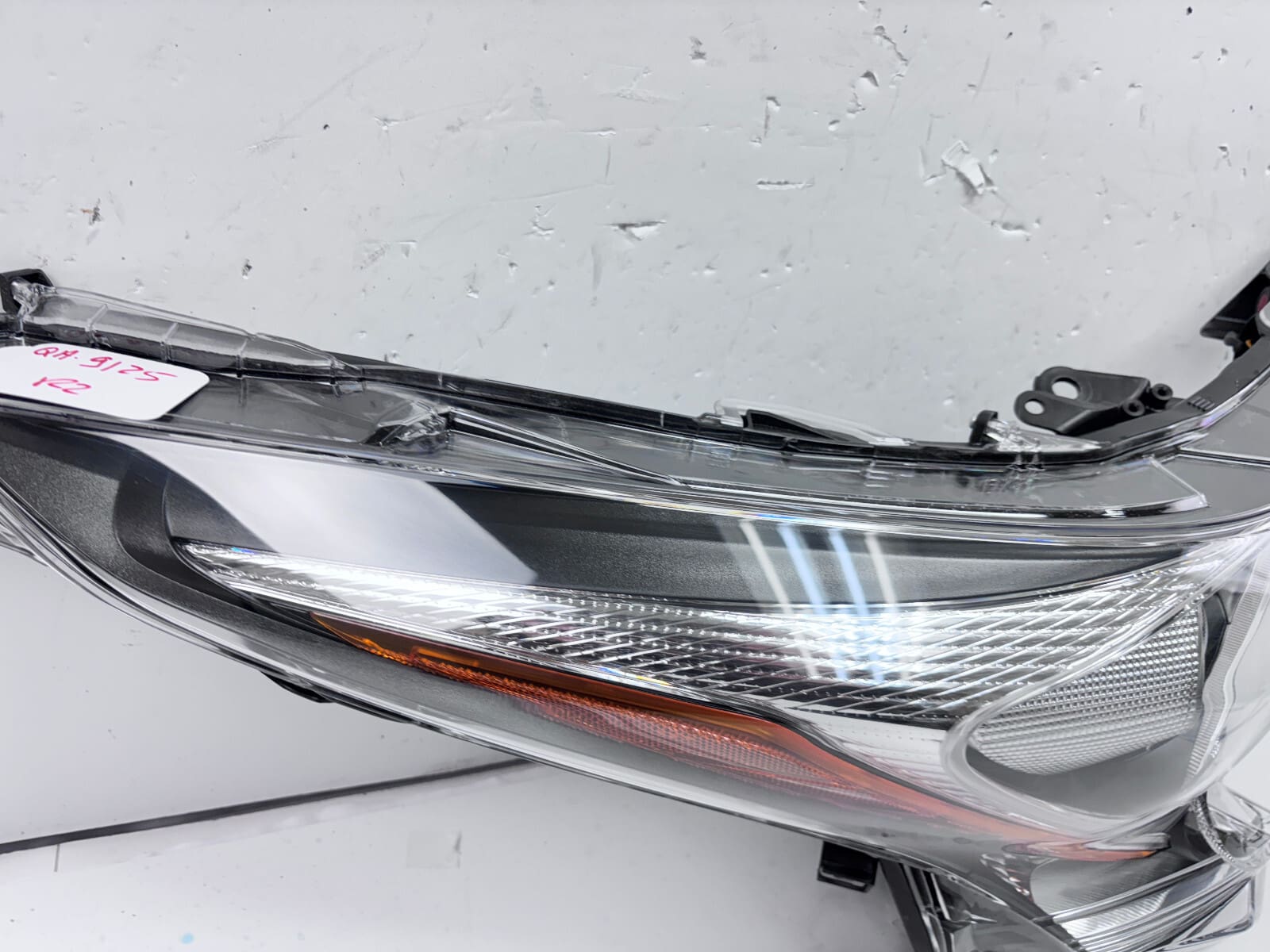 MINT 81140-47741 2016 2017 2018 TOYOTA PRIUS LED FRONT RIGHT OEM HEADLIGHT - Image 12