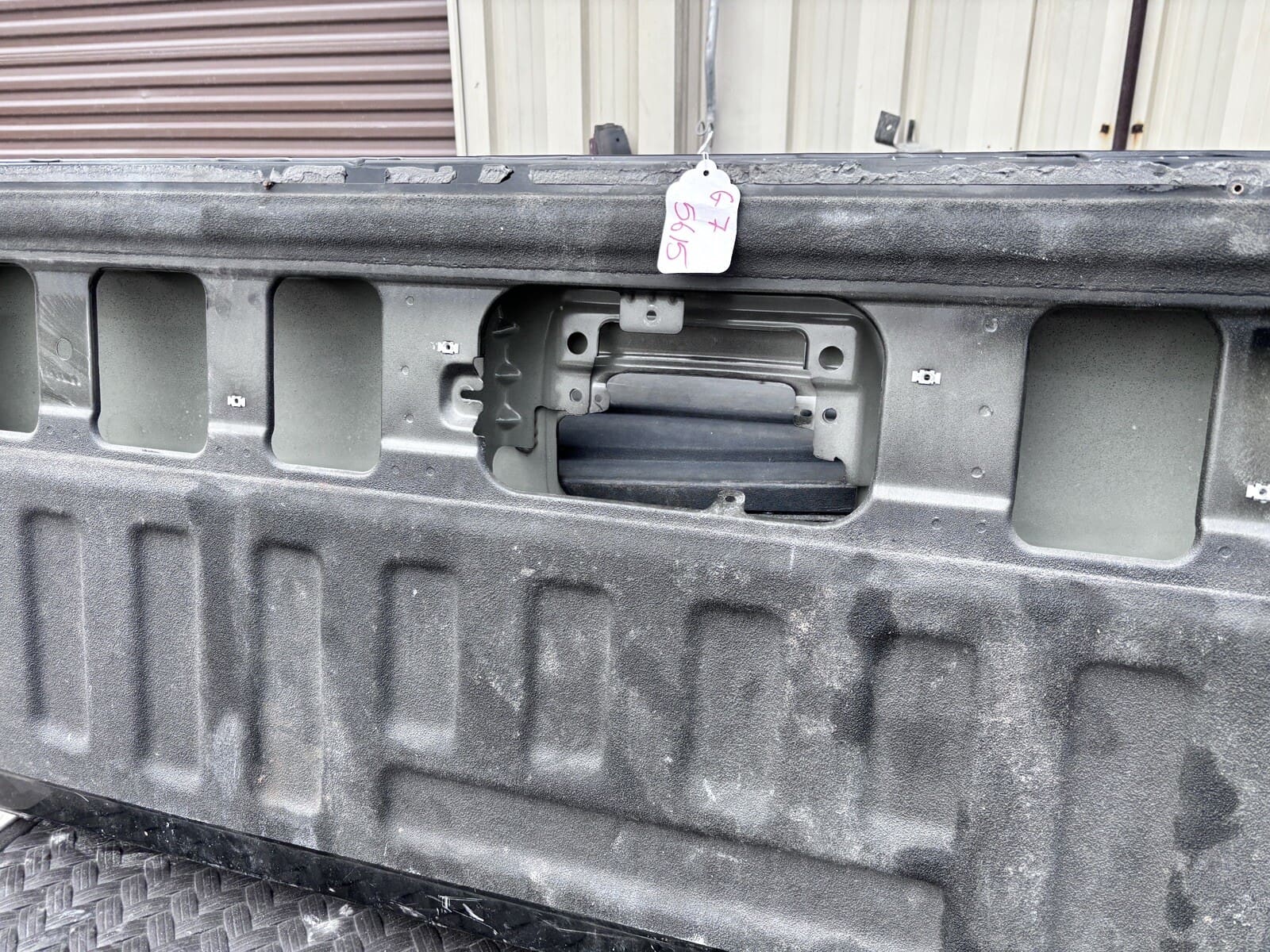 2014 2015 2016 2017 2018 2019 CHEVY SILVERADO 2500 3500 TAILGATE OEM GENUINE - Image 17