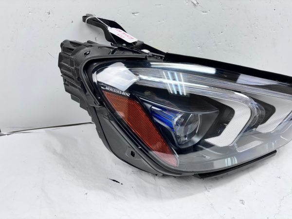 2020 2021 2022 MERCEDES GLE CLASS GLE450 GLE580 LED FRONT RIGHT OEM HEADLIGHT - Image 2
