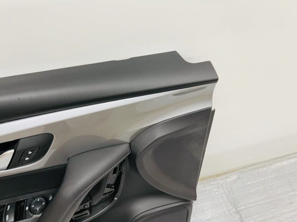 2019 2020 2021 Chevy Blazer Front Left Door Panel Trim OEM 84809190 - Image 2