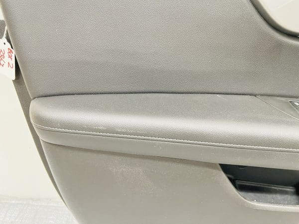 2019 2020 2021 Chevy Blazer Front Left Door Panel Trim OEM 84809190 - Image 8
